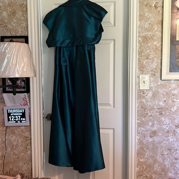 Jade Couture Mother of the Bride Teal Gown - Picture 3 of 16